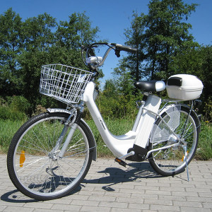 E-Bike_weiss_total