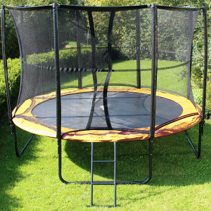 Miweba_Trampolin_Gelb_383030322D38_Front-im-garten1_OL_1620x1080